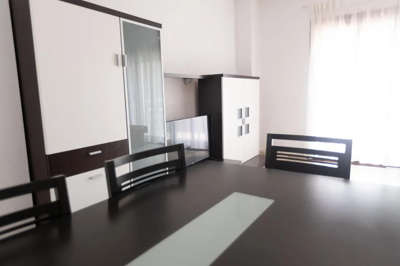 Apartamento Sabinillas, Duplex Con Piscina A 300 Metros De La Playa San Luis de Sabinillas