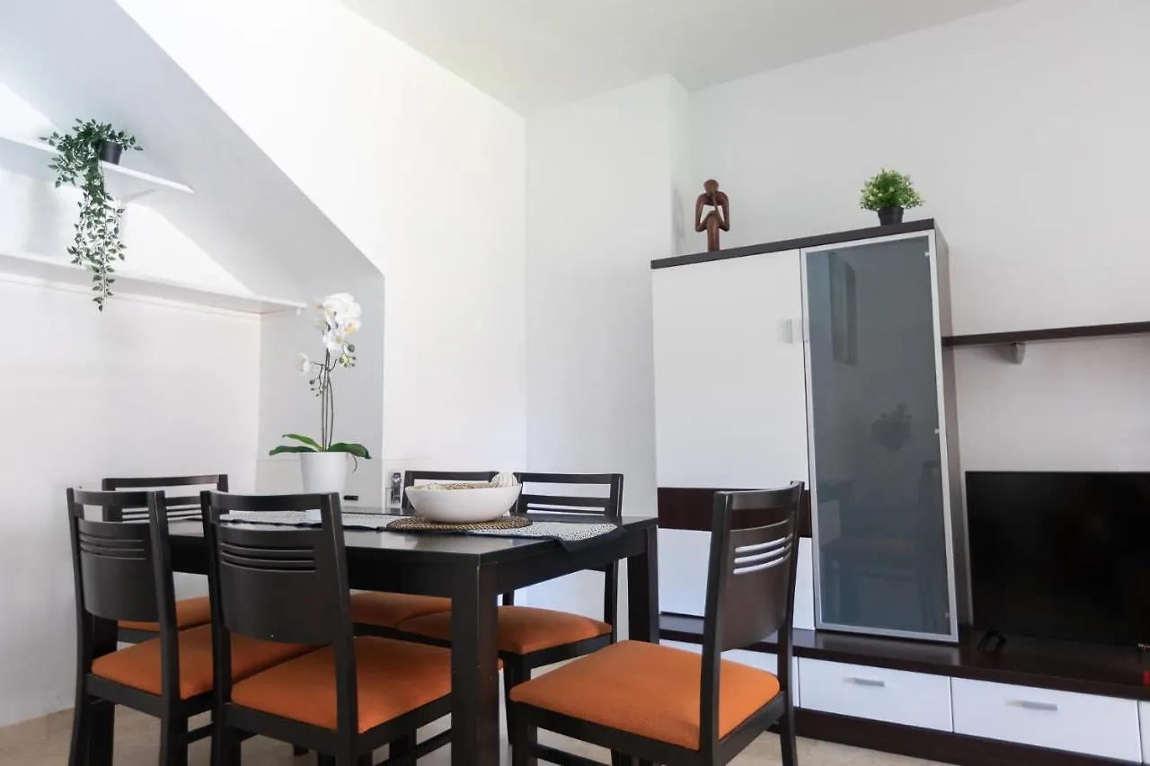 Apartamento Sabinillas, Duplex Con Piscina A 300 Metros De La Playa San Luis de Sabinillas